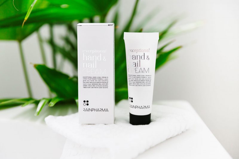 RainPharma exeptional hand & nail cream