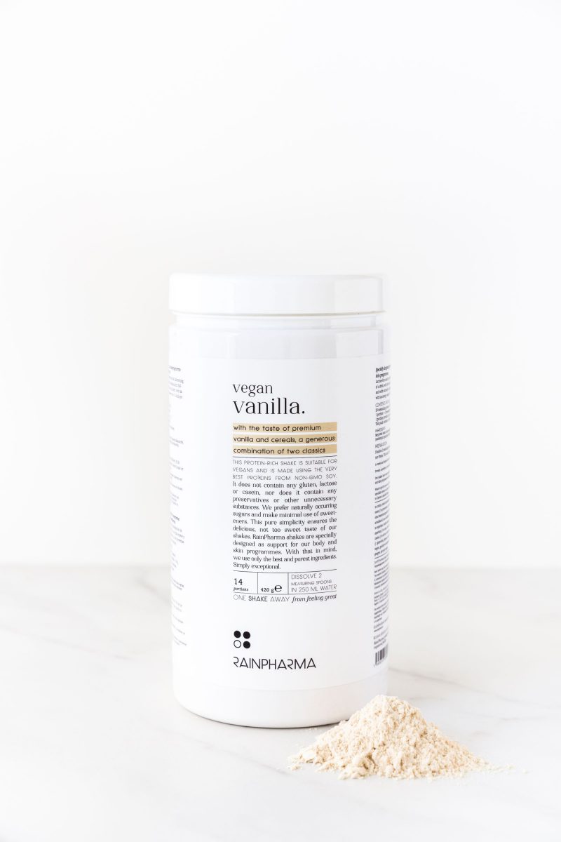 RainPharma vegan vanilla shake